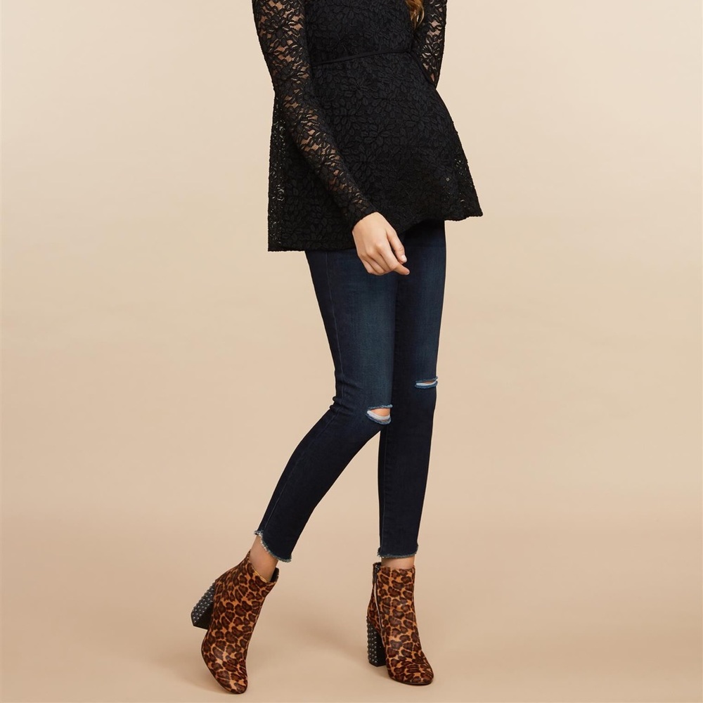 Jessica Simpson maternity jeans, Small